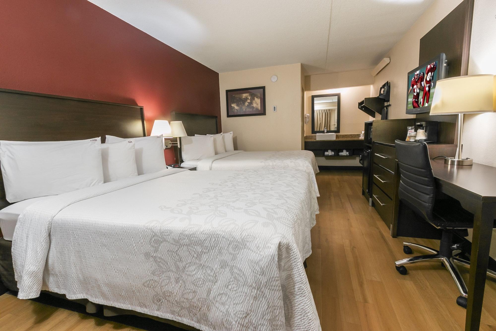 Red Roof Inn Plus+ Washington Dc - Alexandria Exterior photo