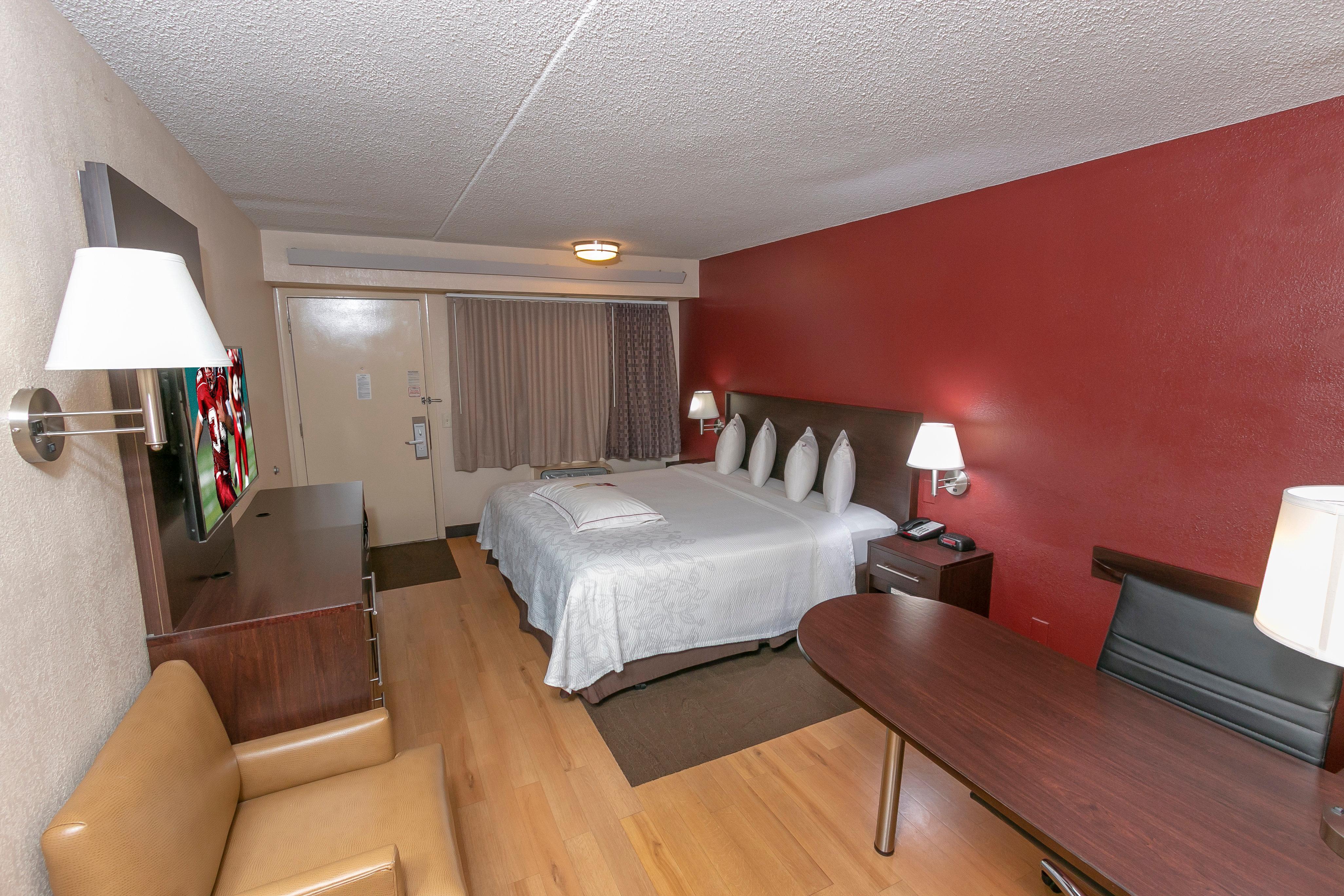 Red Roof Inn Plus+ Washington Dc - Alexandria Exterior photo