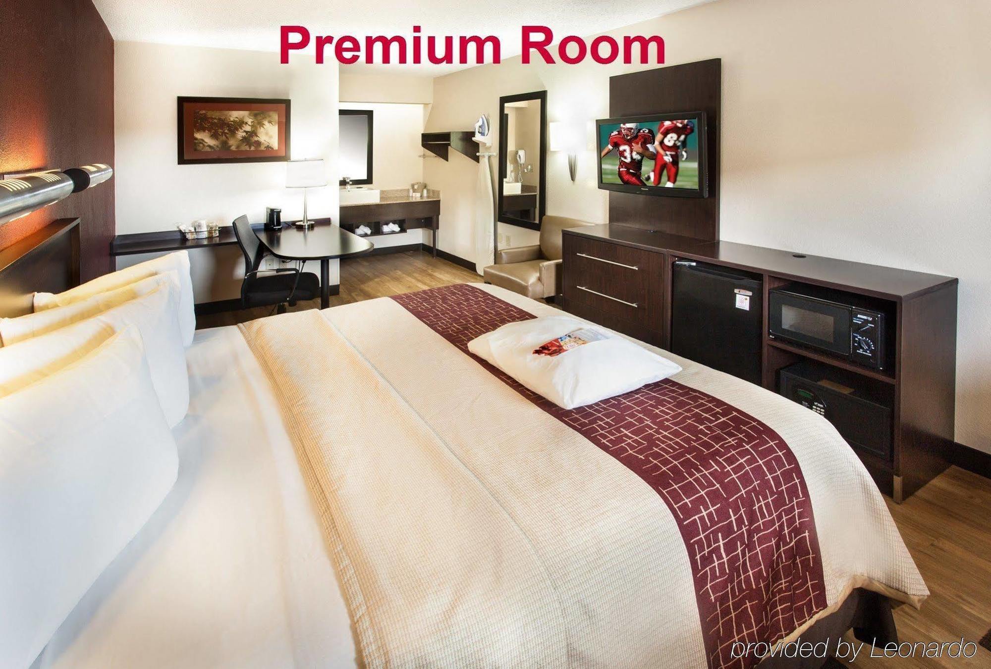 Red Roof Inn Plus+ Washington Dc - Alexandria Exterior photo